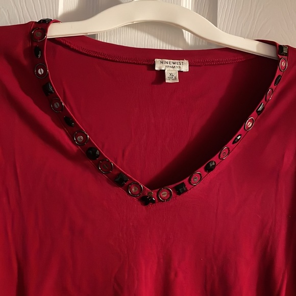 5/$25 Beaded top - Picture 2 of 6